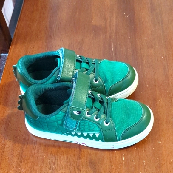 no brand name Other - Green Alligator Sneakers Little Boys Size 13 Adjustable Straps